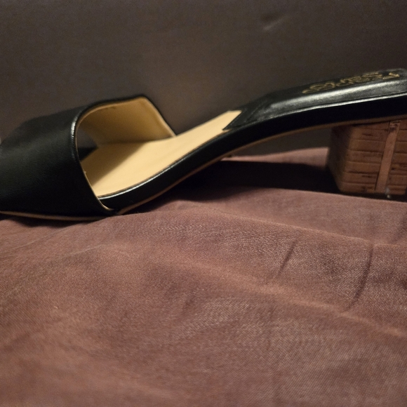 Franco Sarto Black and Tan Women's Sandals - Picture 7 of 7